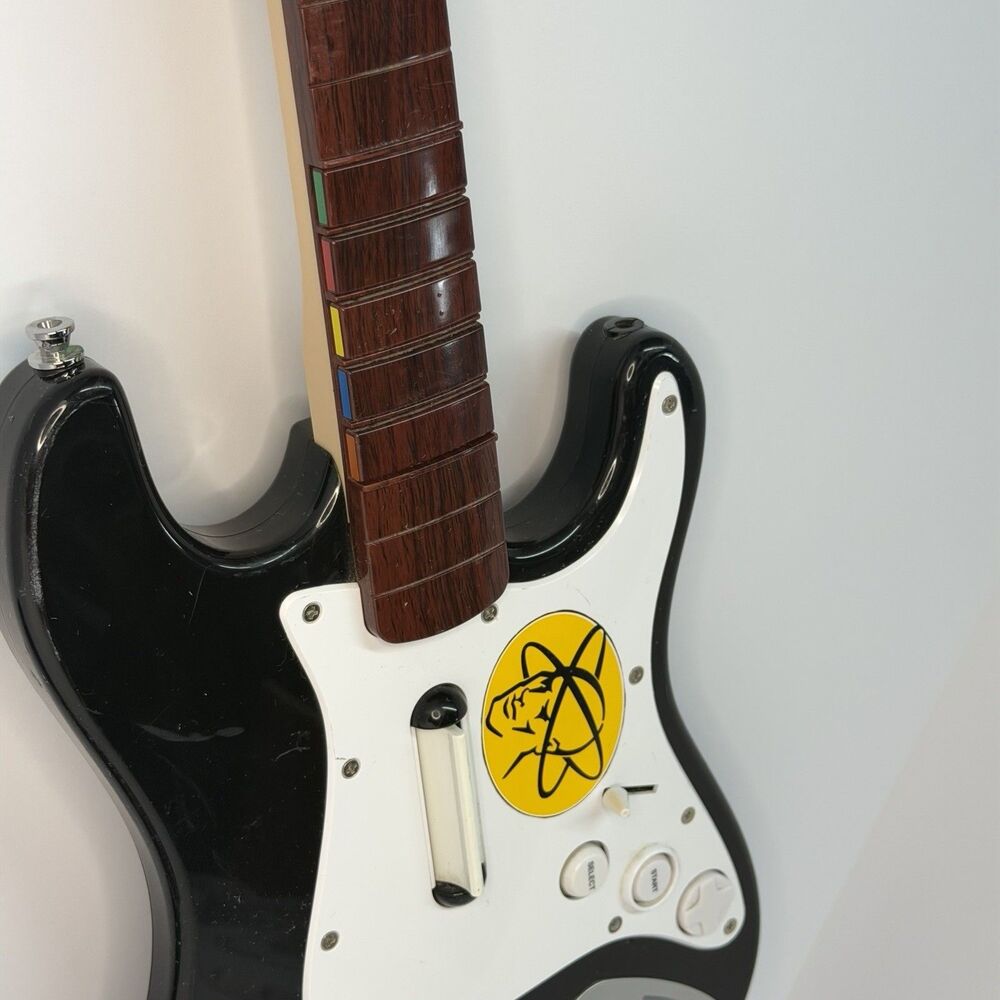 Rock Band 2 PS3 Harmonix PSGTS2 Fender Guitar Controller Powers On No Dongle - Picture 4 of 16